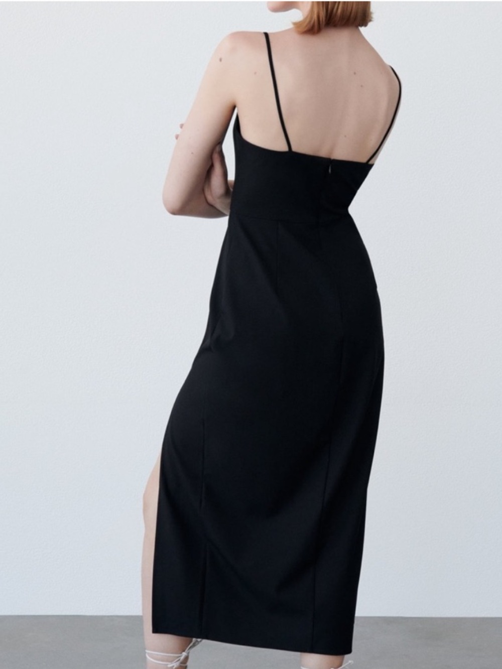 Small Black Midi Tube Dress with Slit Classic Minimalist Old Money Chic Zara - Picture 13 of 15